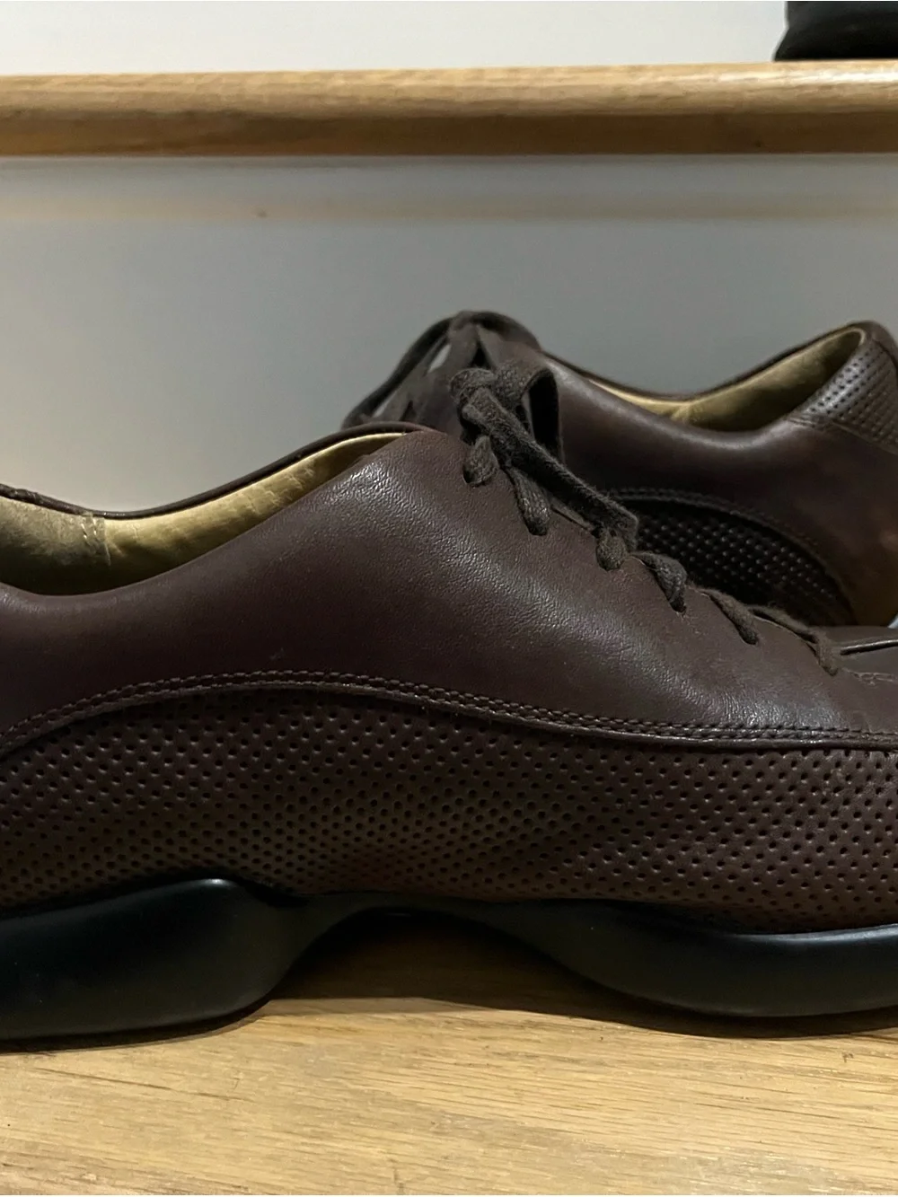 Aetrex Men's Dark Brown Leather Lace-Up Derby Sneakers
